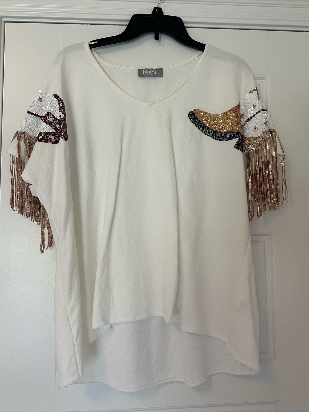 Blue B. Collection White Sequin Cowboy Cowgirl Boots Fringe Short Sleeve Top